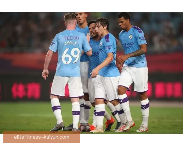 英超决战日：焦点战役迎来惊心动魄的逆转与争议判罚分析