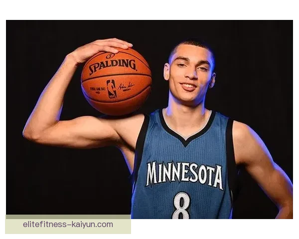 阿兹蒙本赛季进球数据持续提升，成为球队进攻的关键球员。