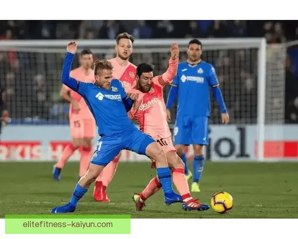 库尔图瓦传球精准分析显示其在球队进攻中发挥的重要作用