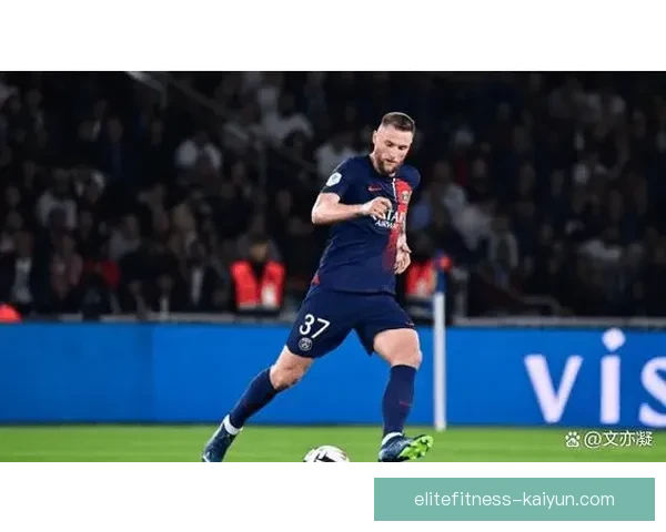 什克里尼亚尔展现出持续提升的足球影响力,备受关注与分析。 什克里尼亚尔展现出持续提升的足球影响力,备受关注与分析。